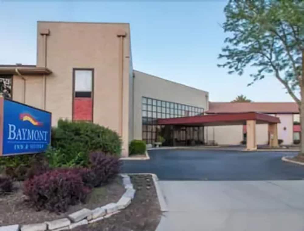 Clarion Pointe Bloomington-Normal Near I-55 And University Dış mekan fotoğraf