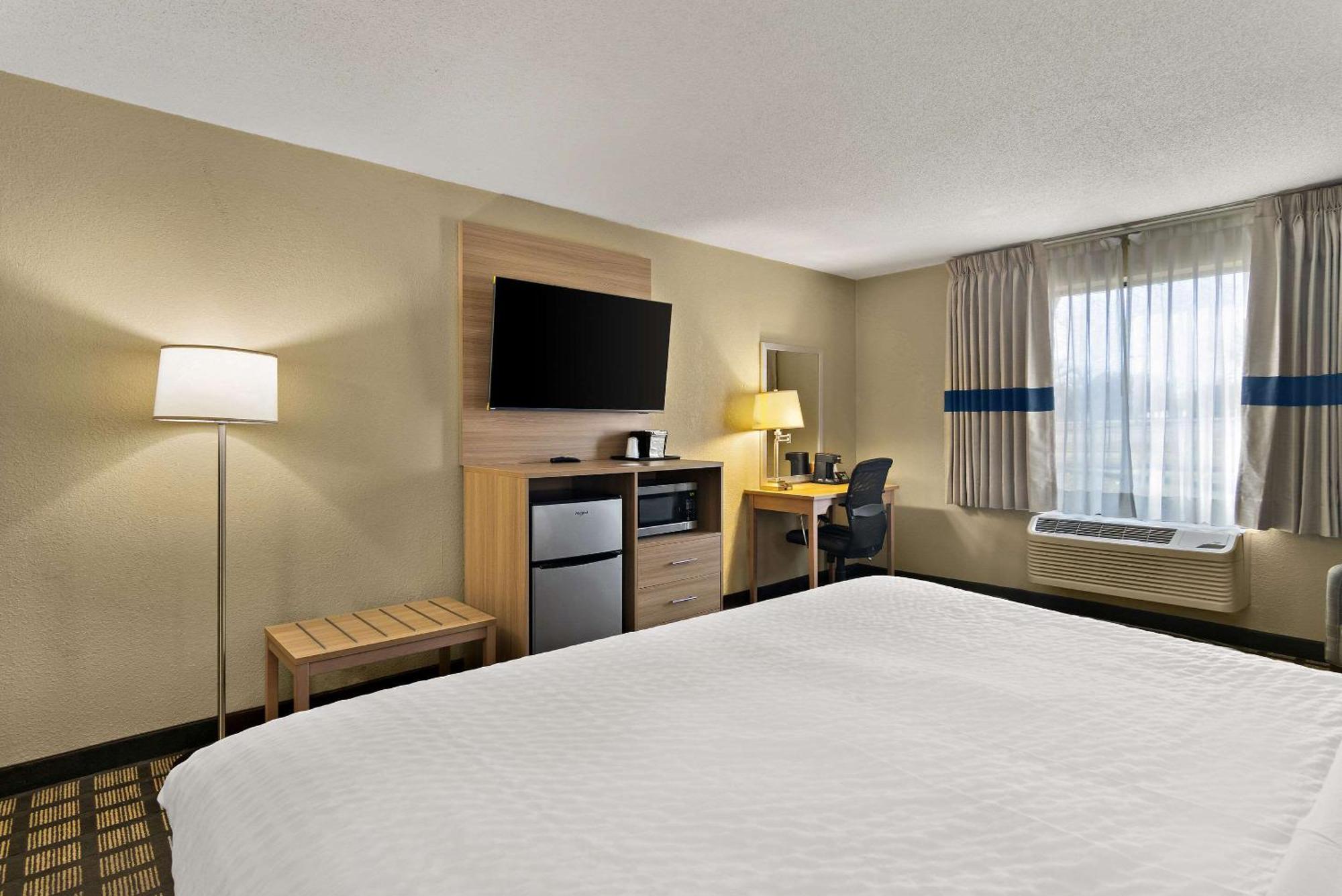 Clarion Pointe Bloomington-Normal Near I-55 And University Dış mekan fotoğraf