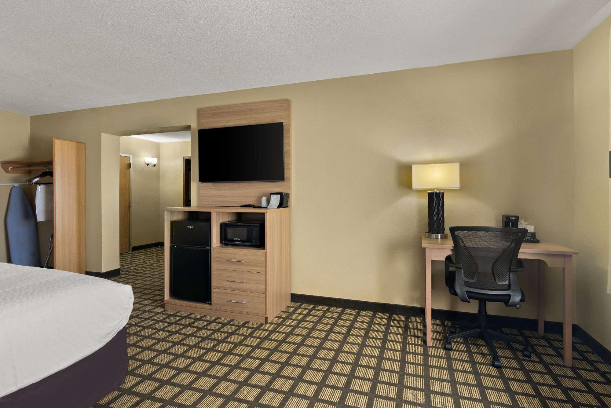 Clarion Pointe Bloomington-Normal Near I-55 And University Dış mekan fotoğraf