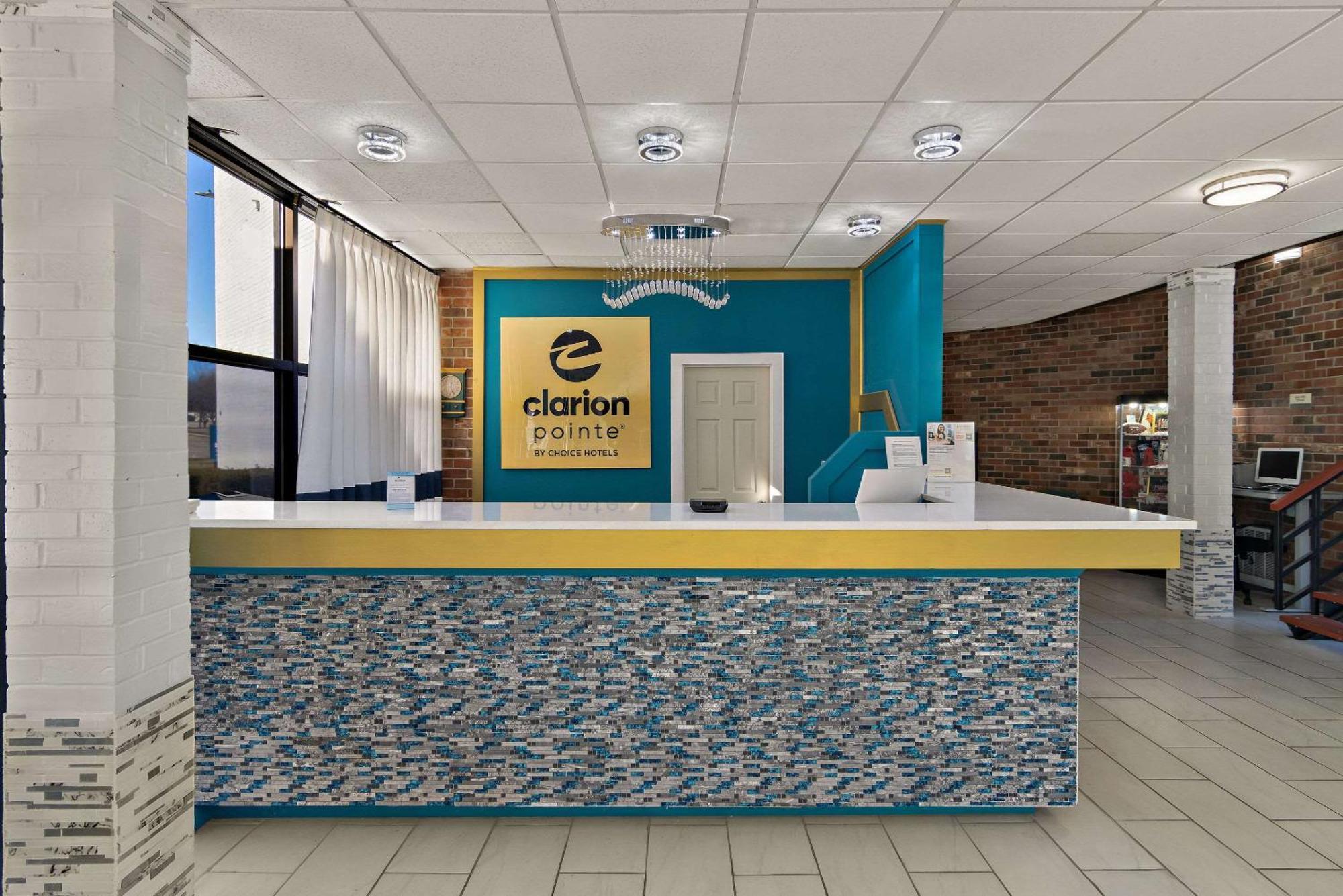 Clarion Pointe Bloomington-Normal Near I-55 And University Dış mekan fotoğraf