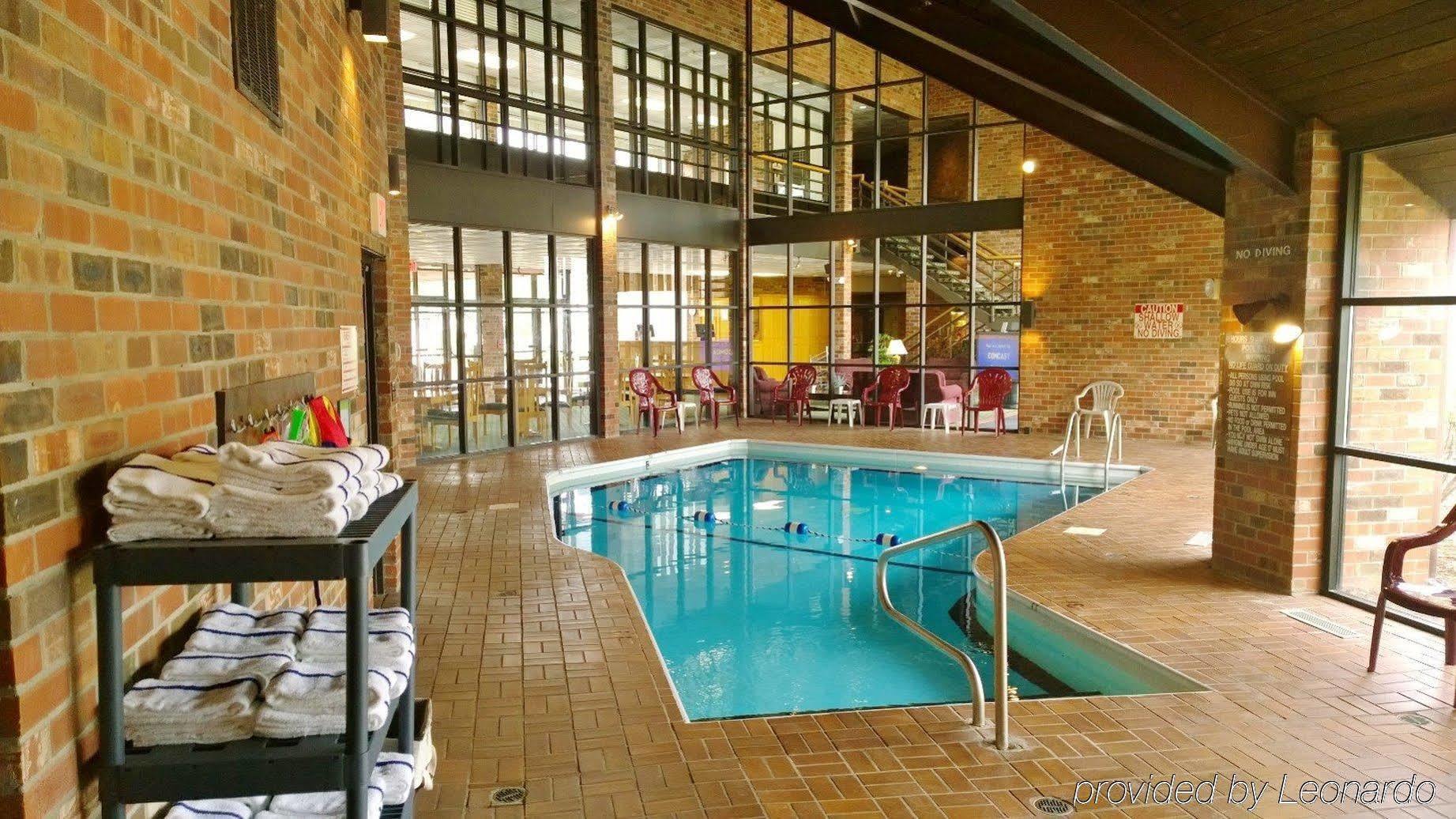 Clarion Pointe Bloomington-Normal Near I-55 And University Dış mekan fotoğraf
